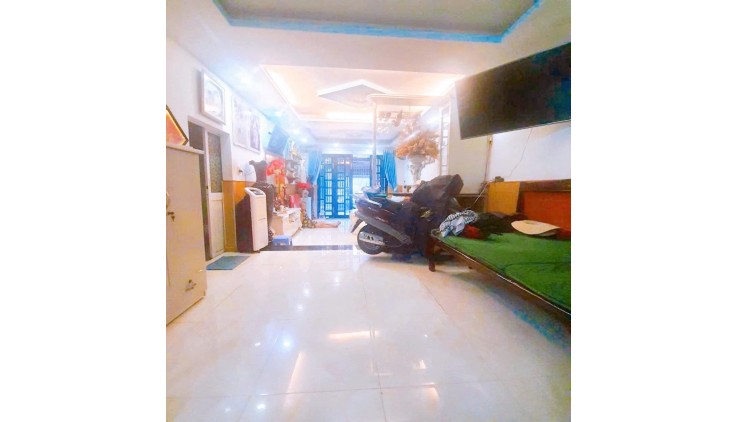 Bán nhà QUẬN TÂN BÌNH, Cách Mạng Tháng Tám, 2 tầng, nở hậu, hẻm Giá 9 tỷ